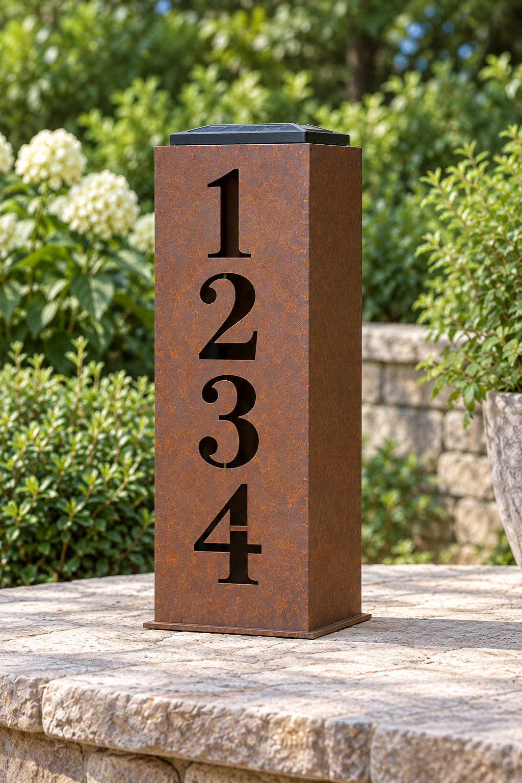 One-sided Address Glow luminary, one decorated face and plain adjacent panel